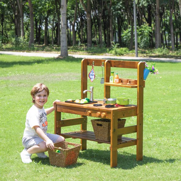 Outdoor Spielküche mit Wasserhahn